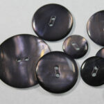 BG131561 Polyester Takasi 2 hole - 24L (15mm)