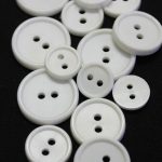 BG101000 Nylon Shirt Button 2 hole - 18L (11.5mm), White