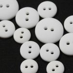 BG131994 Chalk Shirt Button Polyester 2 hole - 16L (10mm)